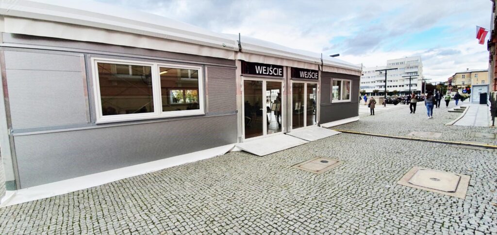 Hala z przeznaczeniem na poczekalnie dla Miasta Wrocław