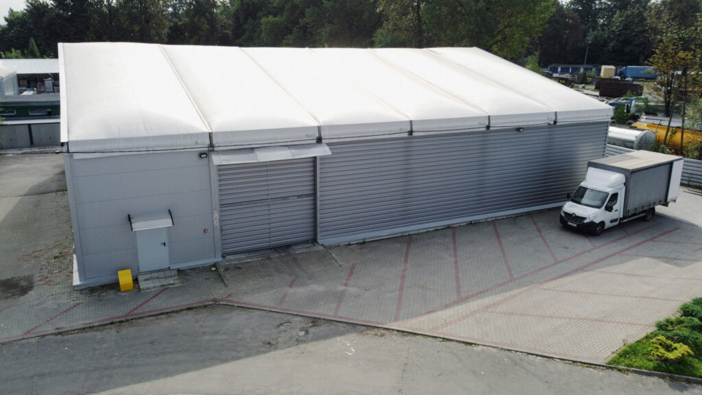 Hala magazynowa wraz z bramą