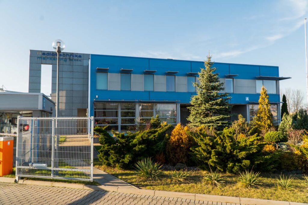 Hale produkcyjno-magazynowe dla Radiotechniki