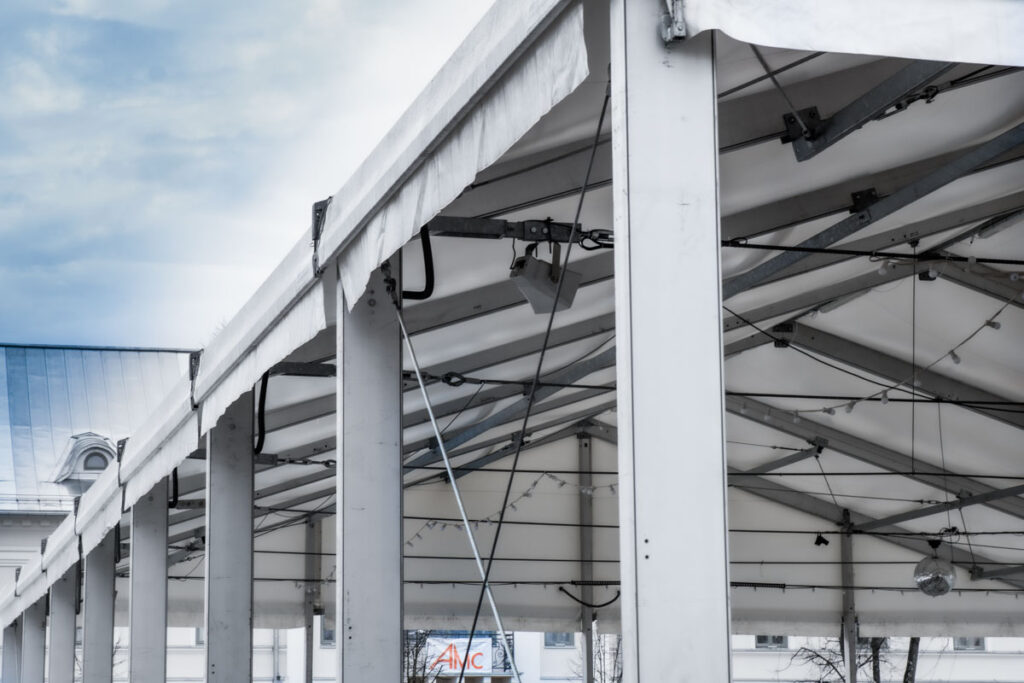 Konstrukcja stalowa hali namiotowej
