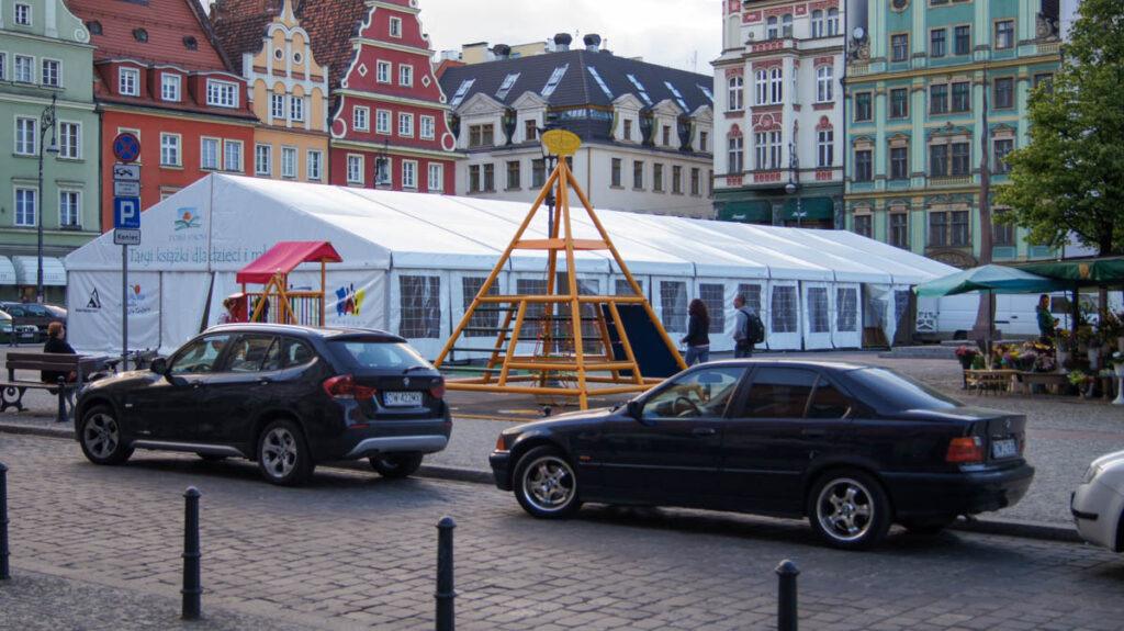 Hala namiotowa pod Targi Książki